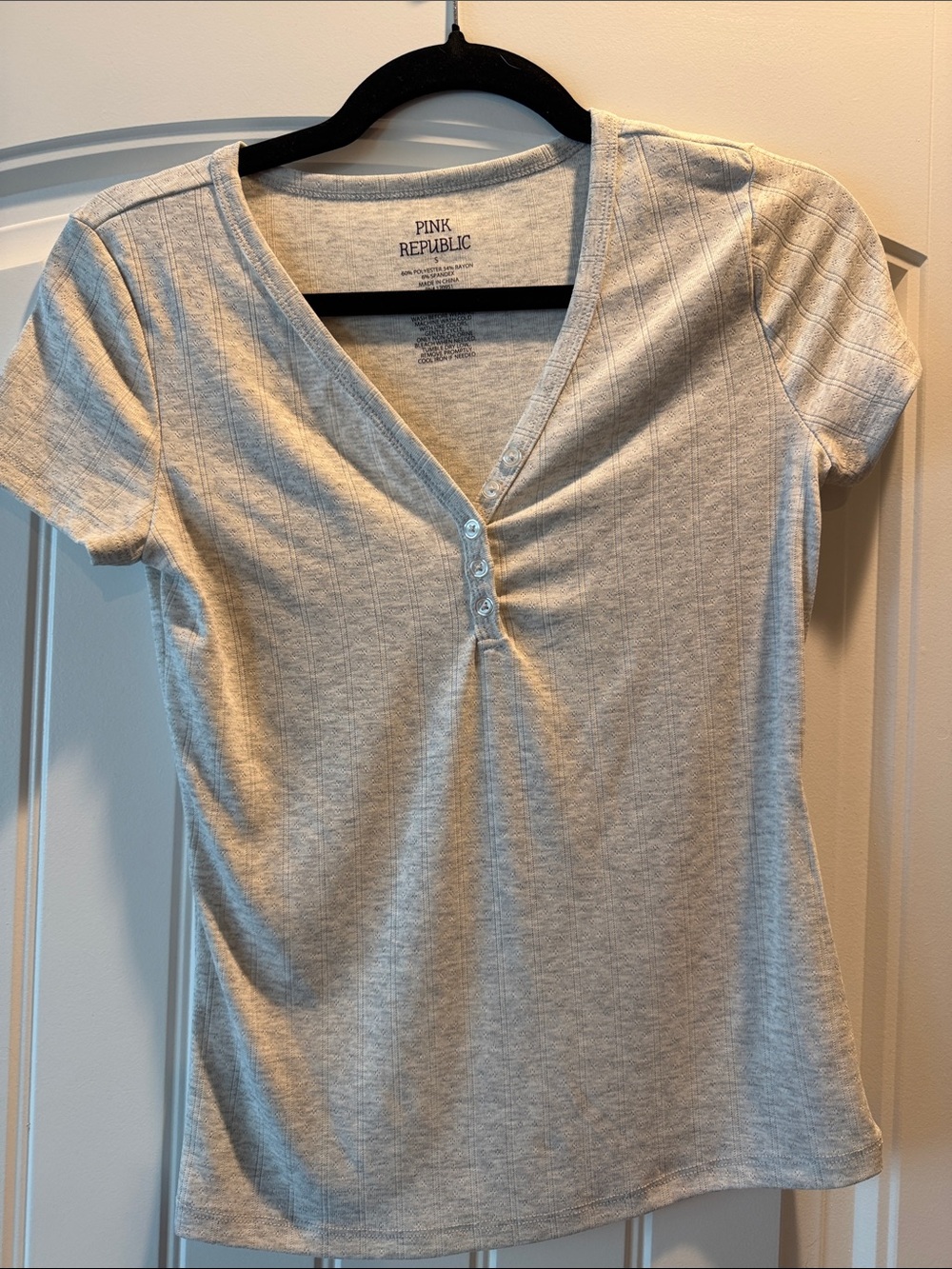 Pink Republic Light Gray Ribbed Short-Sleeve Henley Tee